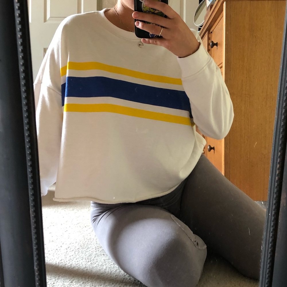 Cropped Crew Neck